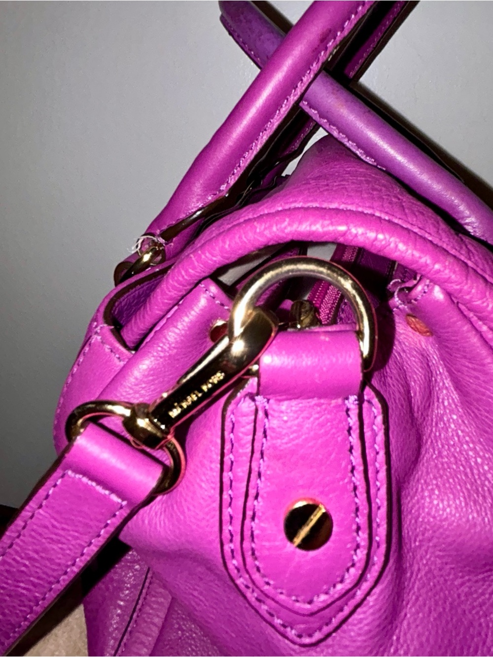 Michael Kors -Large Vibrant Purple Pebbled Leather Margo Satchel- EUC - Picture 8 of 12